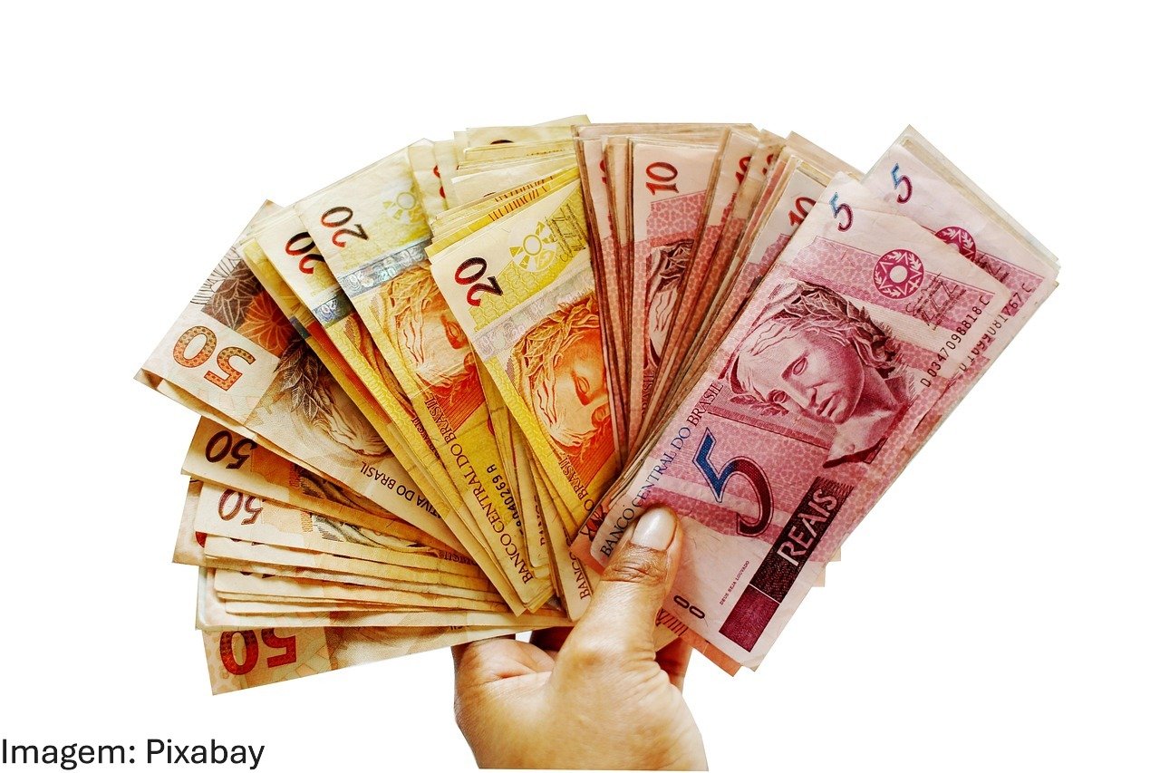 A virada após investir 10 mil reais: O início rumo à liberdade financeira